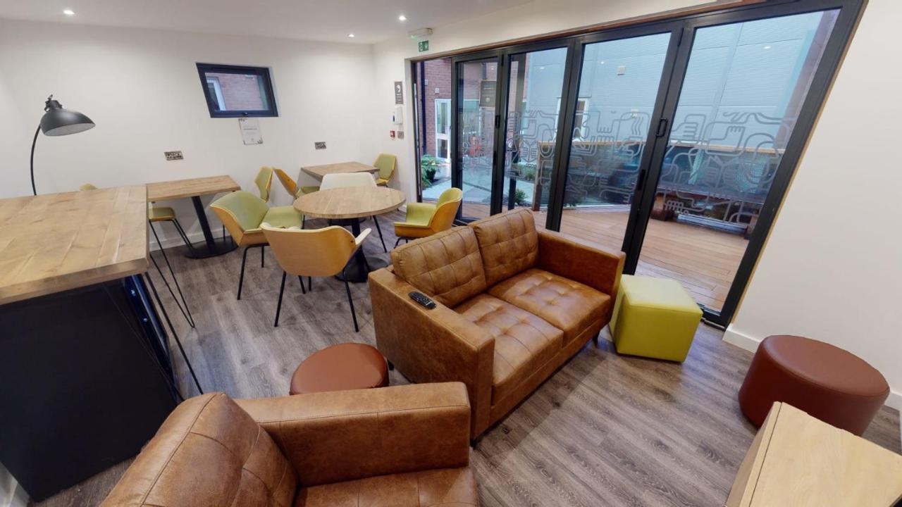Iq Great Newton House In Liverpool Luaran gambar
